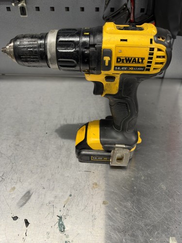 Dewalt dcd735 compact - dewalt,